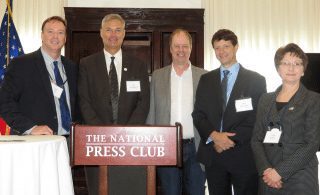 From left, Cynthia Walker, V.P. of Salient’s Data Analytics Center of Excellence (DACoE) John Blatchford, Salient’s Director of Agile Business Intelligence Robin Bloor, Chief Researcher of The Bloor Group David Vennergrund, Salient’s Director of Predictive Analytics & Data Science Larry Hill, Sales Consultant – Channel Tableau Software