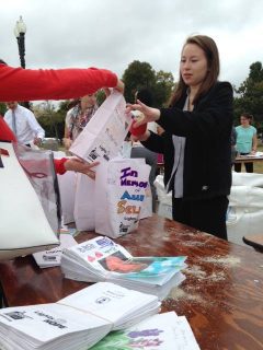 Atlas employees volunteer at Light the Night