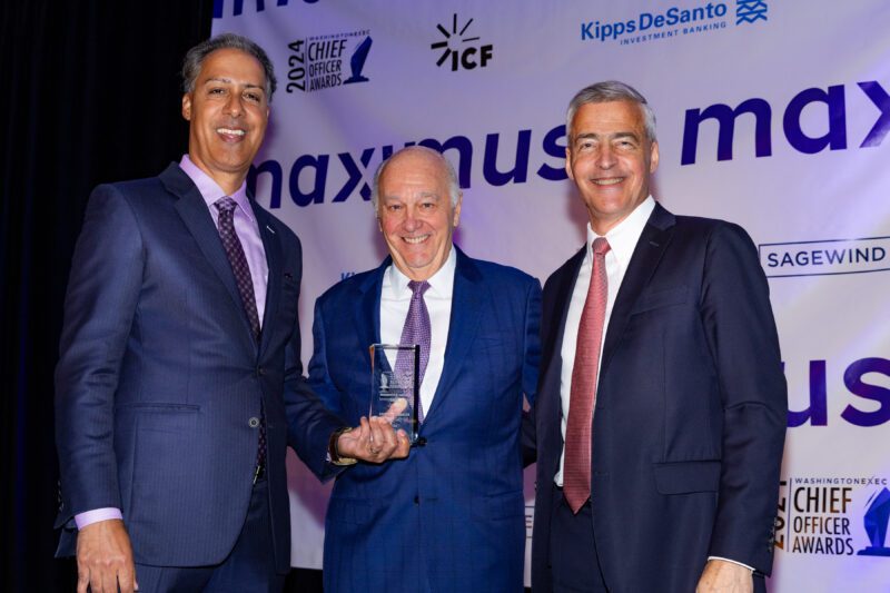 JD Kathuria presents Richard Montoni with the Lifetime Achievement Award.